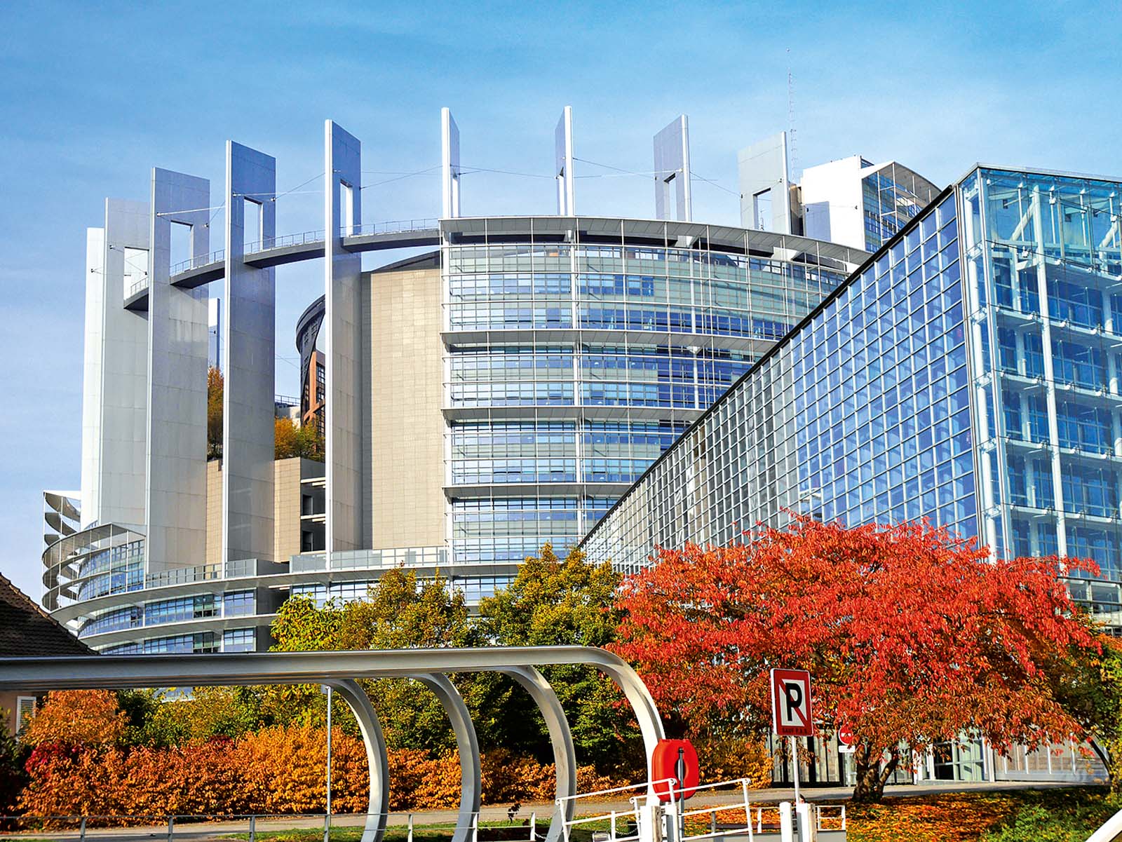Das europäische Parlament verkörpert das moderne Straßburg.