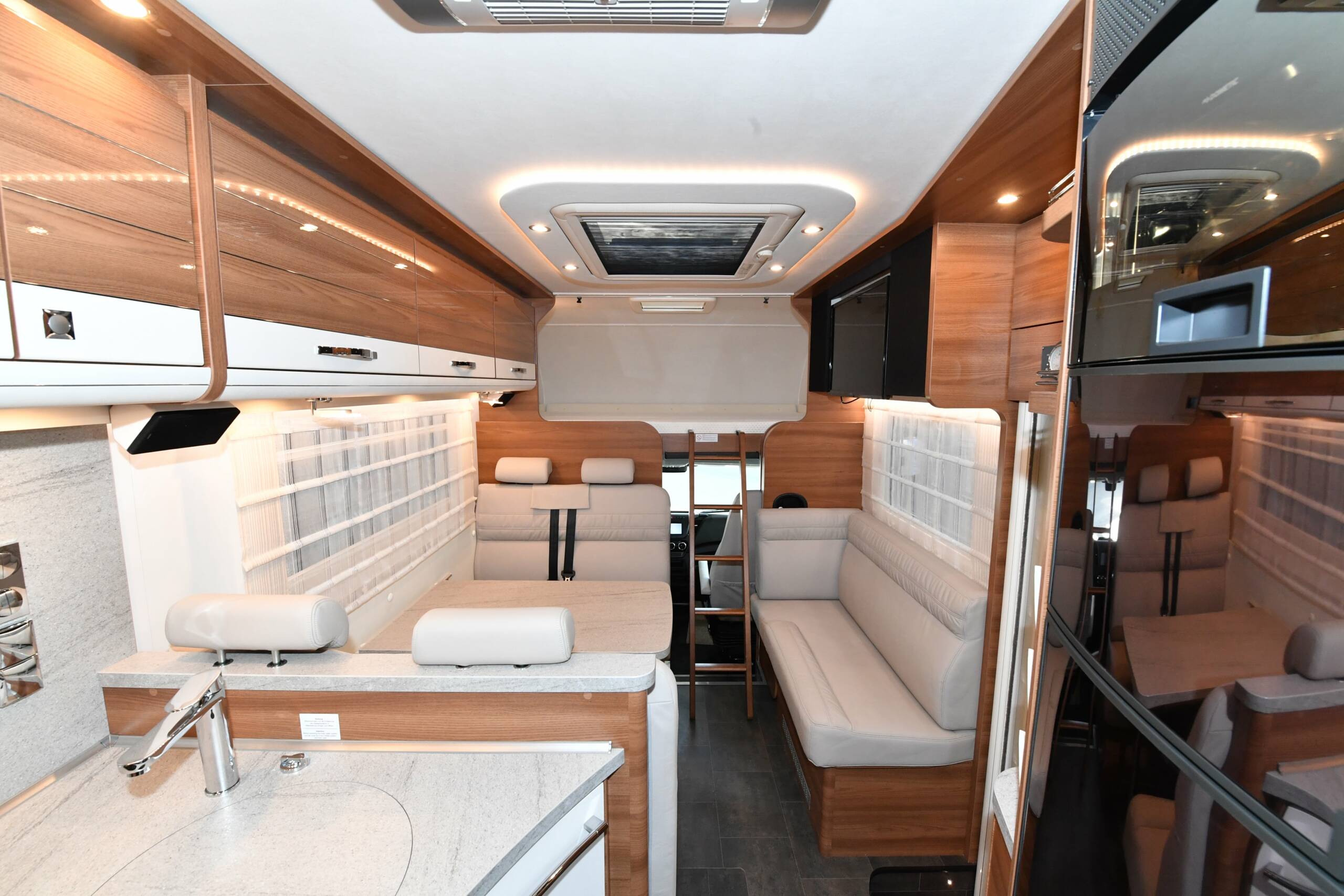 Dethleffs Globetrotter XXL A 8 - RFeisemobil International Dethleffs Globetrotter XXL A 8 - RFeisemobil International