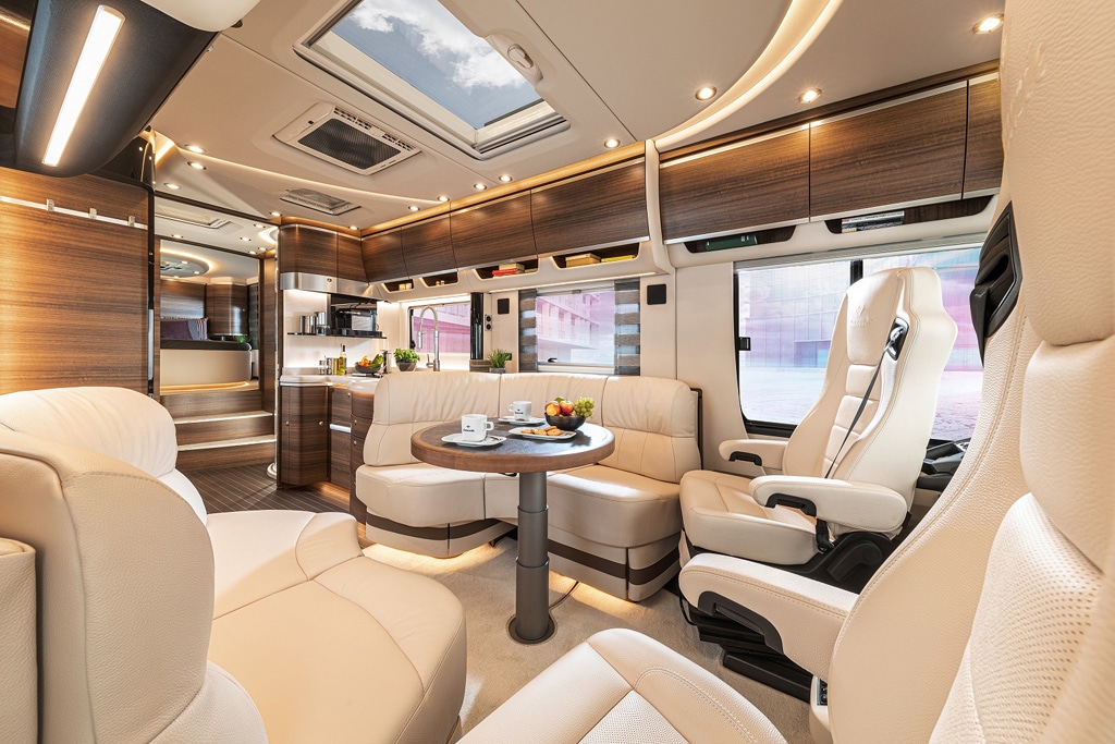 Concorde Liner 1090 GIO - Reisemobil International