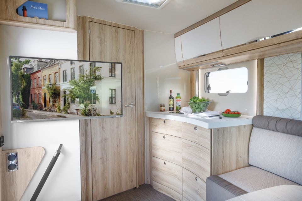 Eura Mobil Integra Line 695 LF - Reisemobil International